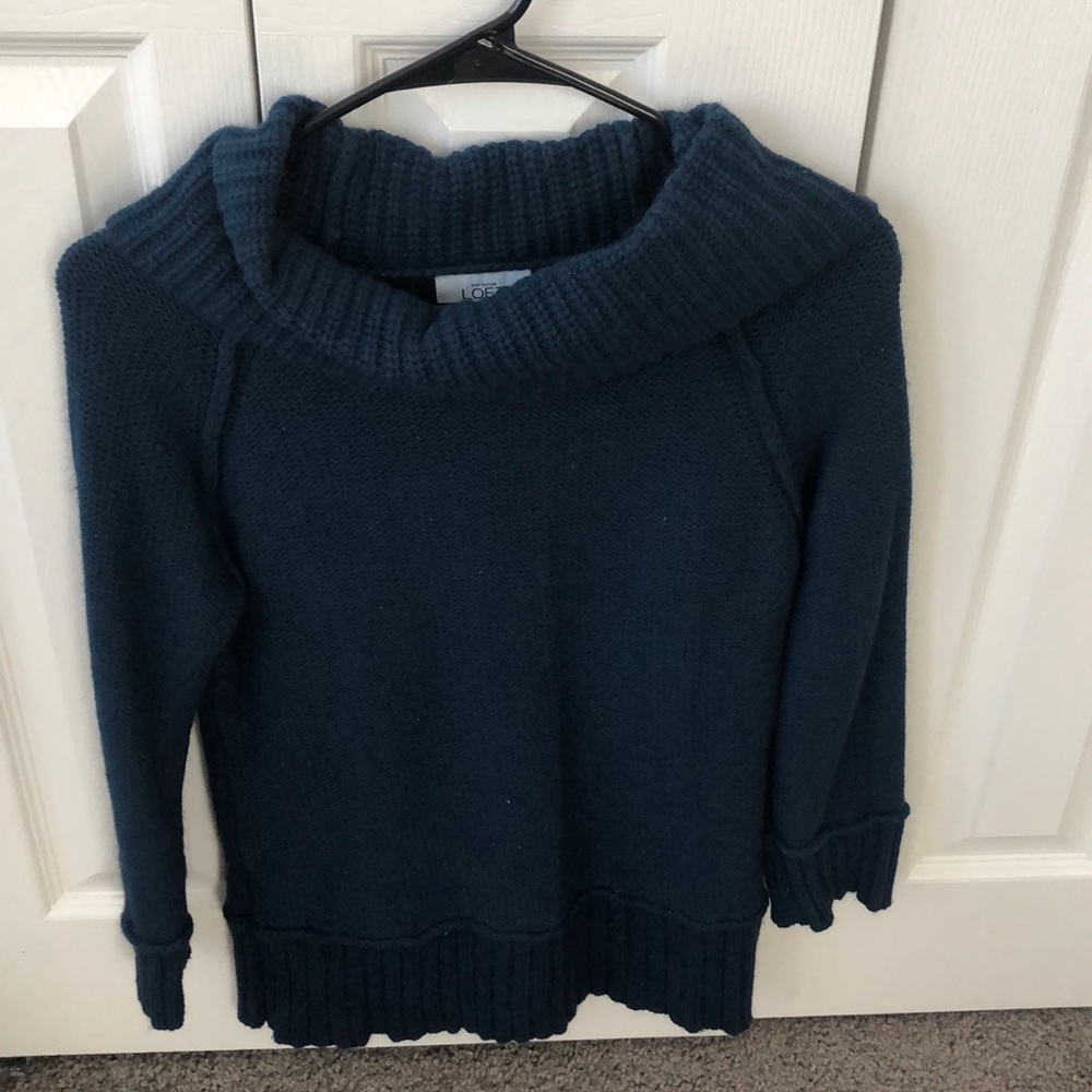 Turtle neck loft sweater